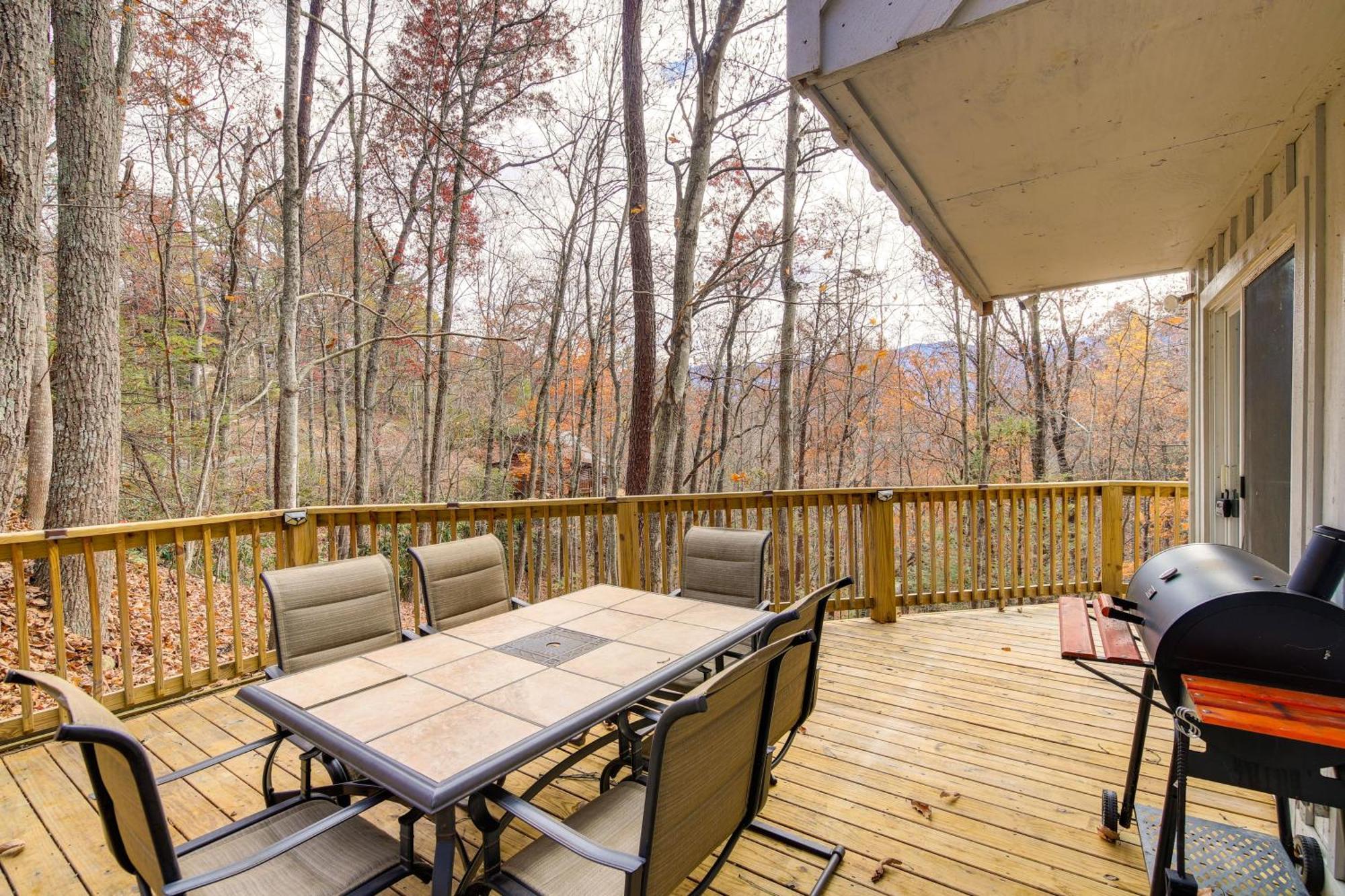 Updated Cobbly Nob Resort Home With Hot Tub! Gatlinburg Exteriér fotografie
