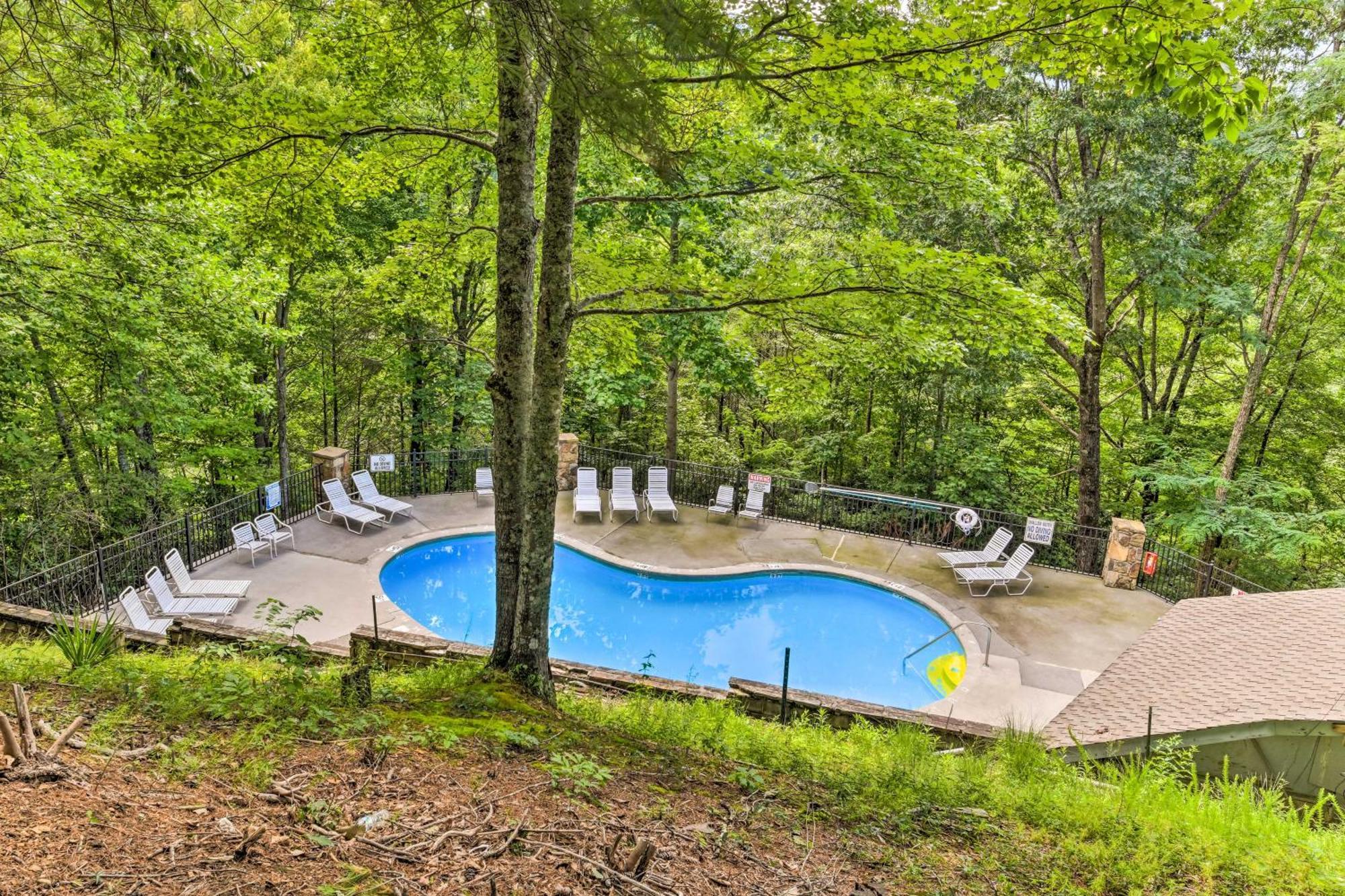 Updated Cobbly Nob Resort Home With Hot Tub! Gatlinburg Exteriér fotografie